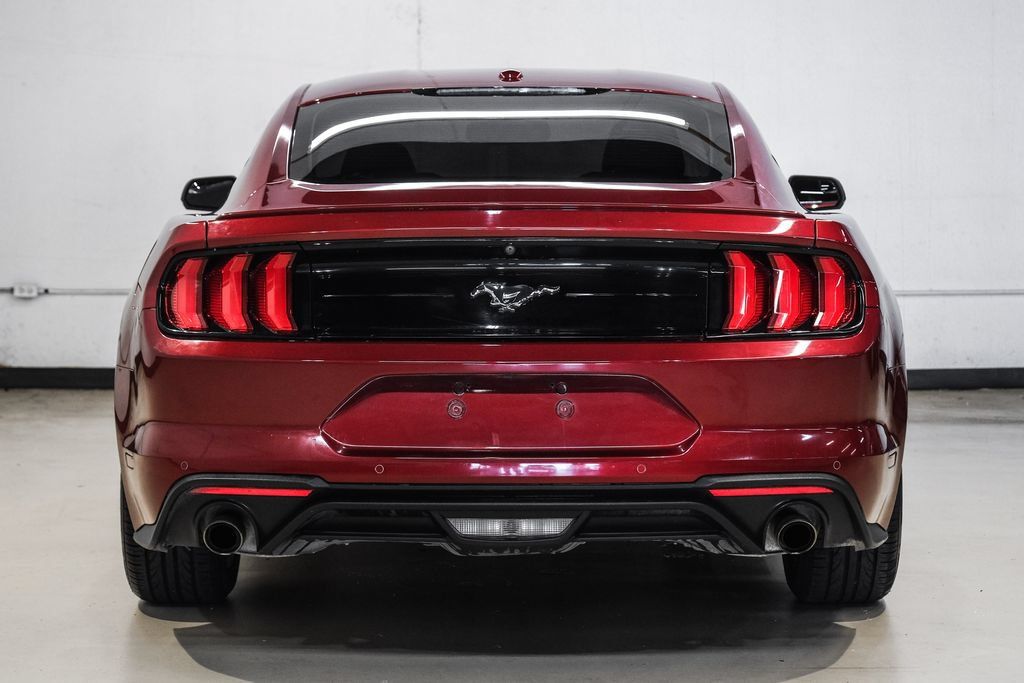 Used 2019 Ford Mustang Coupe RWD image 11