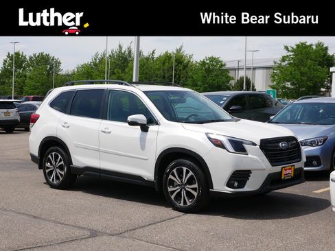 Used 2024 Subaru Forester Limited AWD/4WD image 1