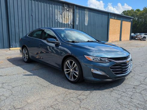 Used 2024 Chevrolet Malibu LT FWD image 3