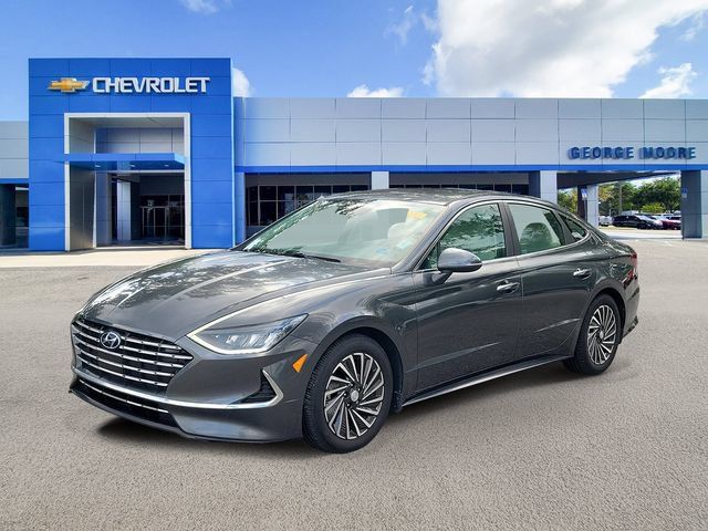Used 2021 Hyundai Sonata SEL FWD image 2
