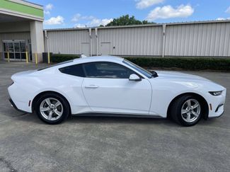 Used 2024 Ford Mustang Coupe RWD video 2