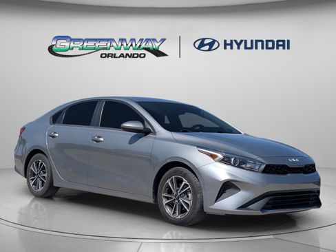 Used 2023 Kia Forte LXS FWD image 1