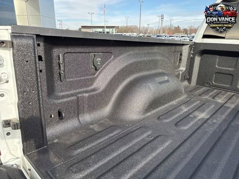 Used 2024 RAM 2500 Laramie AWD/4WD image 37