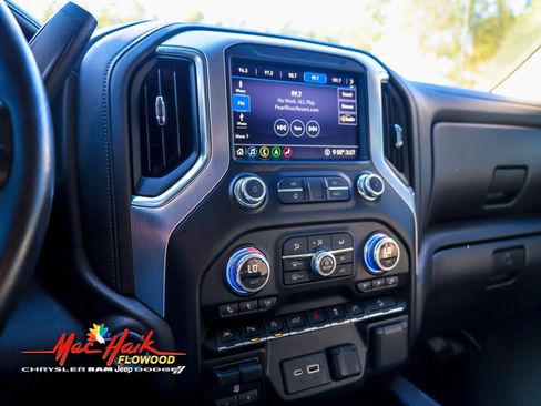 Used 2020 GMC Sierra 1500 SLT w/ SLT Premium Plus Package image 18