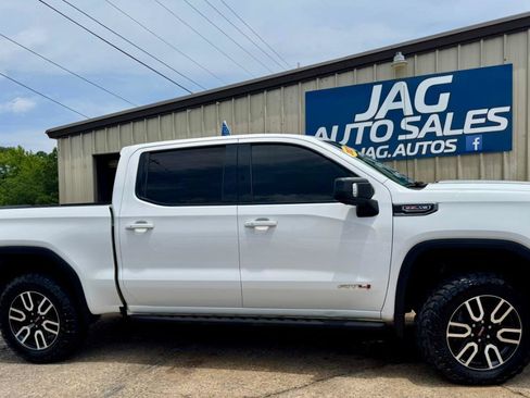 Used 2020 GMC Sierra 1500 AT4 w/ AT4 Premium Package AWD/4WD image 7