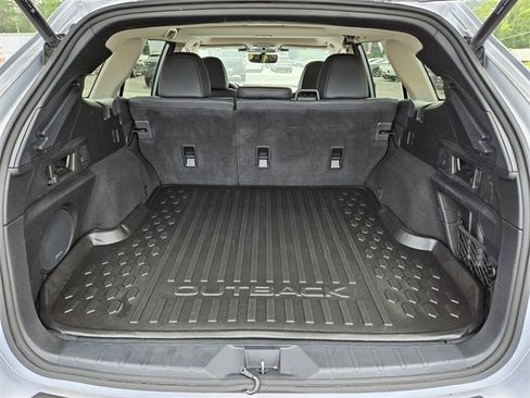 Used 2023 Subaru Outback Limited image 13