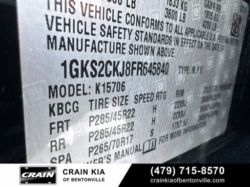 Used 2015 GMC Yukon Denali w/ Premium Package AWD/4WD image 11
