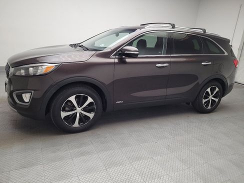 Used 2016 Kia Sorento EX w/ EX Premium Package AWD/4WD image 2