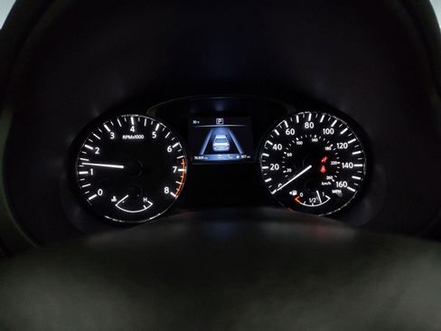 Used 2017 Nissan Altima 2.5 SV image 14