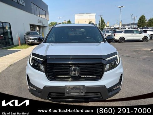Used 2024 Honda Passport Black Edition image 4