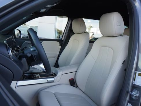 Used 2026 Mercedes-Benz GLB 250 image 20