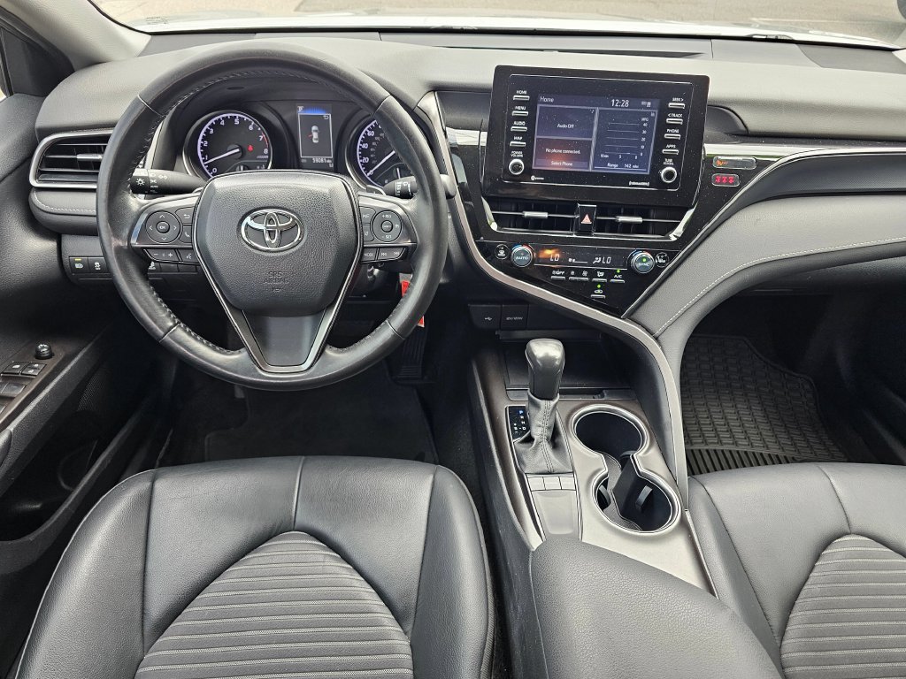 Used 2024 Toyota Camry SE FWD image 13