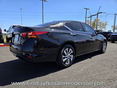 Used 2025 Nissan Altima 2.5 S FWD image 6