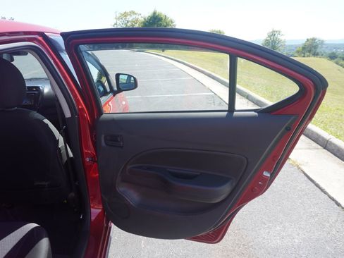 Used 2023 Mitsubishi Mirage G4 ES FWD image 18