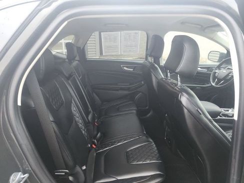Used 2023 Ford Edge Titanium w/ Class II Trailer Tow Package AWD/4WD image 14
