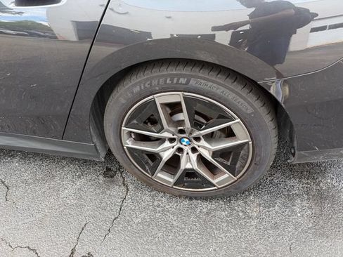 Used 2026 BMW 530i RWD image 10