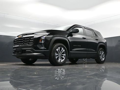 Used 2025 Chevrolet Equinox LT image 39