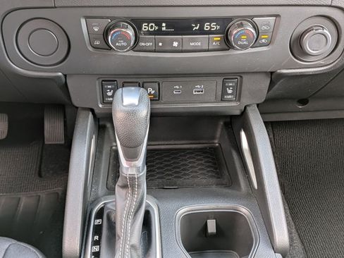 Certified 2025 Nissan Frontier SV w/ SV Convenience Package RWD image 22