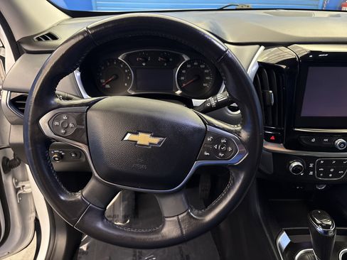 Used 2019 Chevrolet Traverse LT w/ LT Premium Package FWD image 14