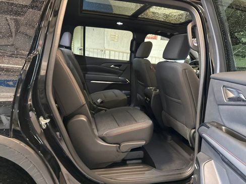 Used 2024 Chevrolet Traverse Z71 w/ Enhanced Driving Package image 27