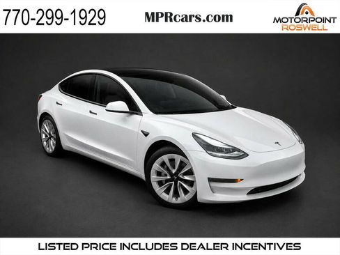 Used 2023 Tesla Model 3 Standard Range RWD image 1