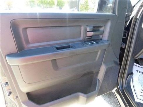 Used 2017 RAM 1500 Express w/ Black Ram 1500 Express Group AWD/4WD image 12