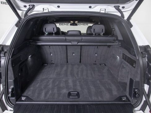 Used 2022 BMW X5 sDrive40i w/ M Sport Package image 9