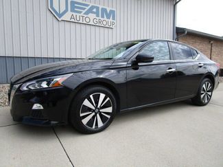 Used 2022 Nissan Altima 2.5 SV w/ SV Premium Package video 1