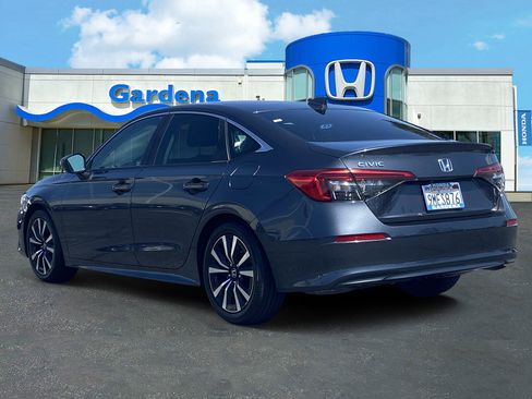 Certified 2024 Honda Civic EX image 4