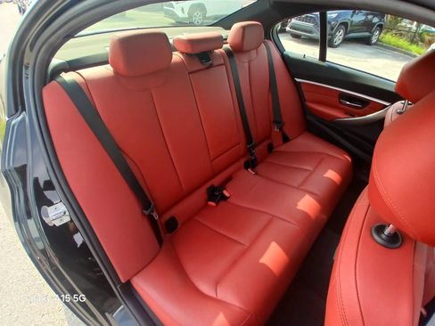 Used 2018 BMW 330i Sedan w/ Convenience Package RWD image 16