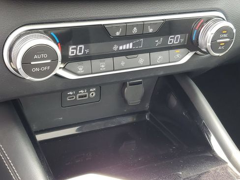 Used 2020 Nissan Altima 2.5 Platinum FWD image 23