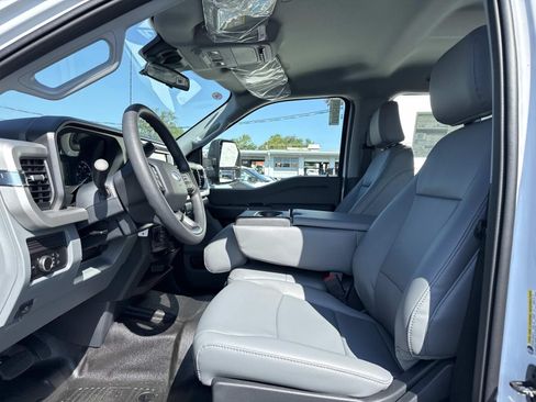 New 2026 Ford F250 XL AWD/4WD image 10