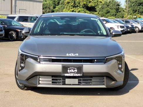 New 2026 Kia K4 EX FWD image 2