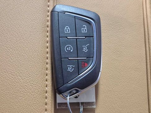 New 2026 Cadillac Escalade Luxury w/ Touring Package AWD/4WD image 34