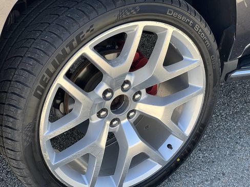 Used 2017 GMC Yukon SLT w/ Open Road Package image 7