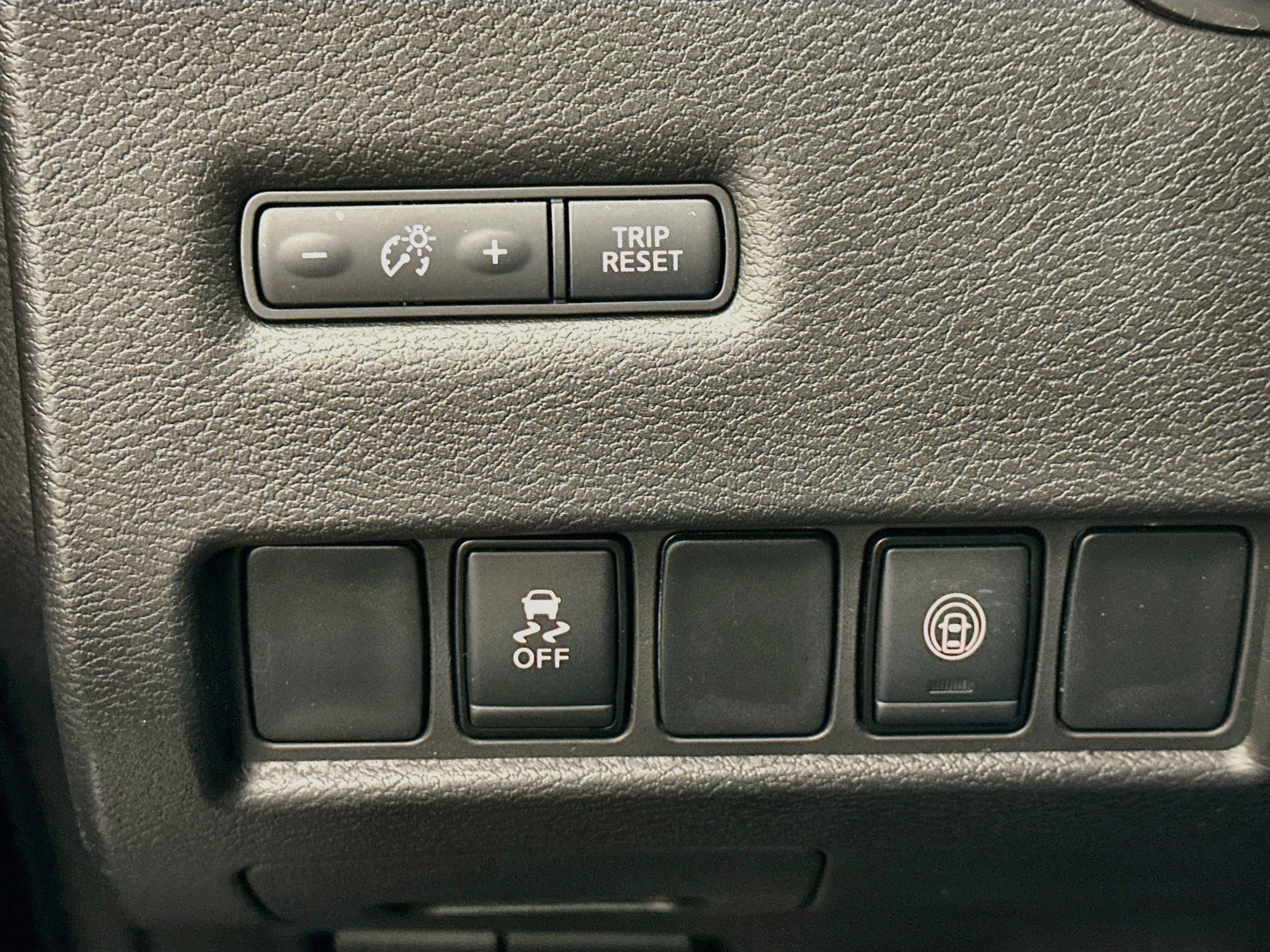 Used 2024 Nissan Murano SV AWD/4WD image 17
