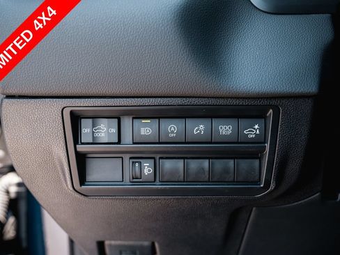 Used 2024 Toyota Tundra Limited AWD/4WD image 14