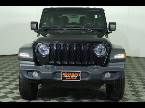 Used 2021 Jeep Wrangler Sport S image 13