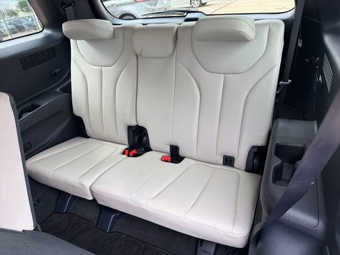 Used 2022 Hyundai Palisade SEL w/ 8P Bench Seat Package FWD image 15