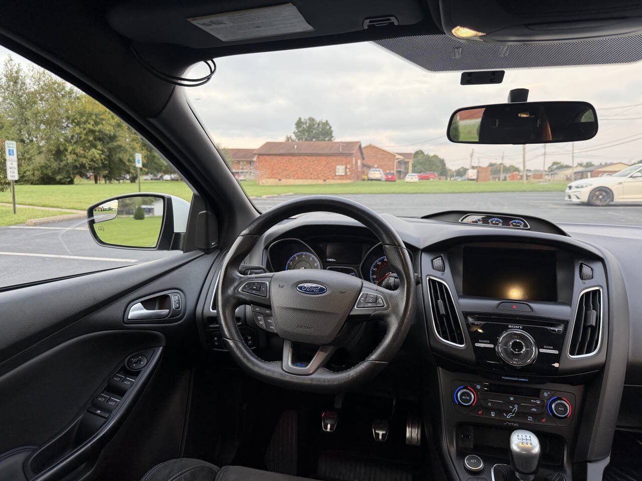 Used 2017 Ford Focus RS AWD/4WD image 27