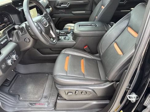 Used 2022 GMC Sierra 1500 AT4 w/ AT4 Premium Package AWD/4WD image 10