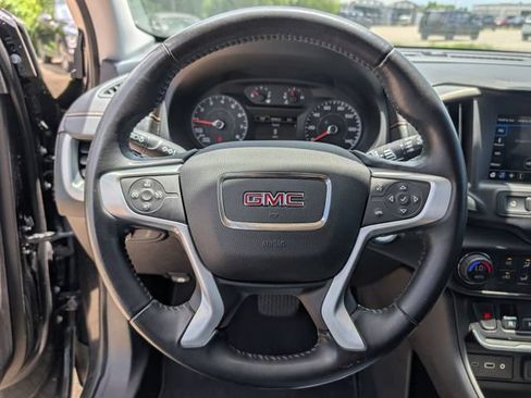 Used 2018 GMC Terrain SLE w/ Driver Convenience Package FWD image 14