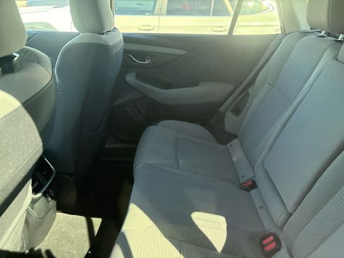 Used 2024 Subaru Outback Premium AWD/4WD image 8