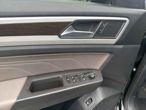 Used 2023 Volkswagen Atlas SE FWD image 14