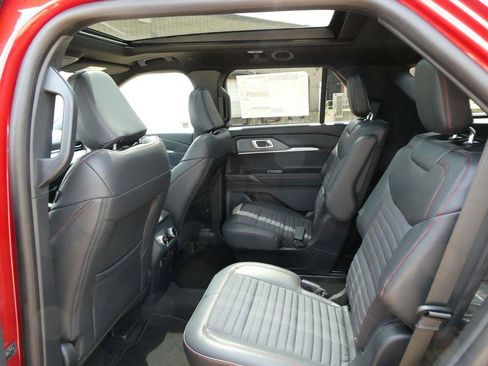 New 2026 Ford Explorer ST-Line AWD/4WD image 13