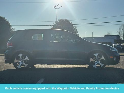 Used 2010 Volkswagen GTI 2-Door image 10