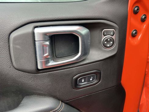 Used 2023 Jeep Wrangler Unlimited Rubicon 392 w/ Trailer Tow Package image 27