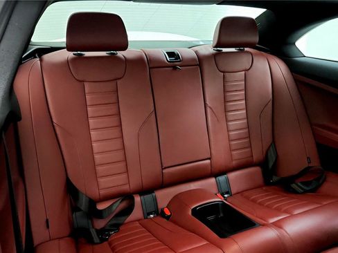 Used 2022 BMW 230i Coupe w/ Premium Package image 17