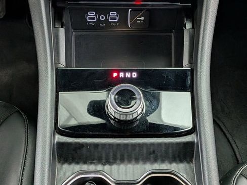 Used 2023 Jeep Grand Cherokee L Laredo image 33