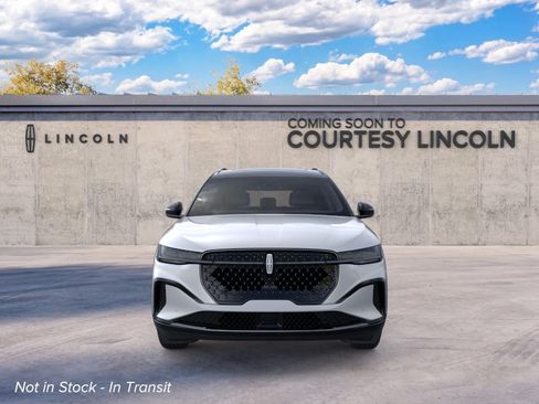 New 2026 Lincoln Nautilus Reserve w/ Jet Appearance Package AWD/4WD image 6